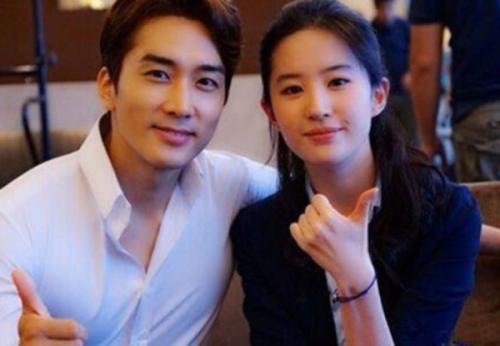 娱乐圈吃瓜有版权吗,版权之争下的娱乐资讯传播边界