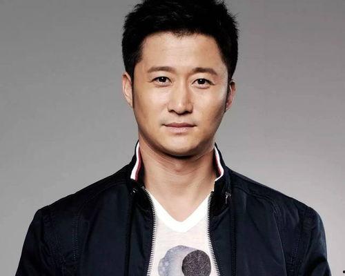 娱乐圈吃瓜猛料吴京,娱乐圈风云再起，揭秘武术巨星背后的惊人真相